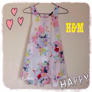 エイチアンドエム(H&M)の夏SALE♡花柄タンクトップ(タンクトップ)