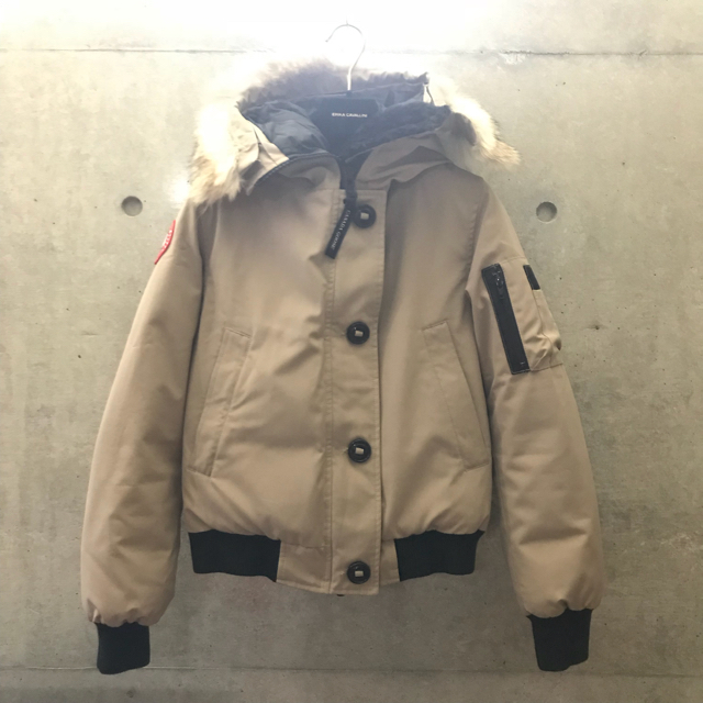 CANADA GOOSE(カナダグース)のCANADA GOOSE［カナダグース ラブラドール］ レディースのジャケット/アウター(ダウンジャケット)の商品写真