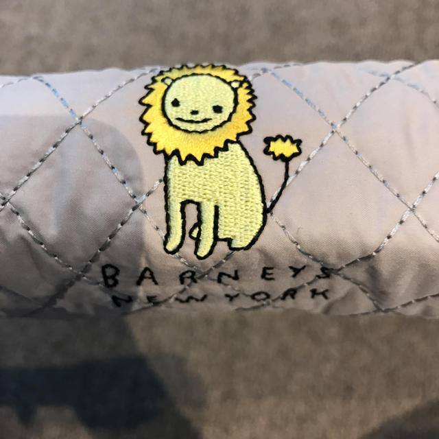 BARNEYS NEW YORK(バーニーズニューヨーク)の☆最終値下げ☆バーニーズニューヨーク オムツ替えシート キッズ/ベビー/マタニティのおむつ/トイレ用品(おむつ替えマット)の商品写真