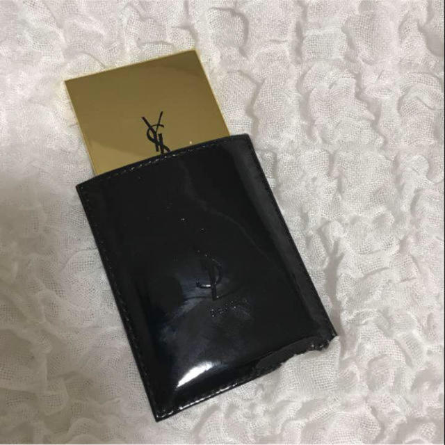 Yves Saint Laurent Beaute(イヴサンローランボーテ)のイヴ・サンローラン ミラー 専用❗️ レディースのファッション小物(その他)の商品写真