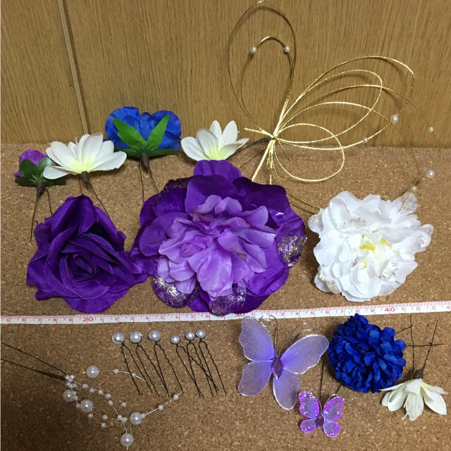 豪華！紫×青×白 フラワーピン ♡ 19本 レディースのヘアアクセサリー(ヘアピン)の商品写真