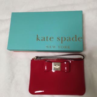 ケイトスペードニューヨーク(kate spade new york)のケートスペード エナメルミニポーチ(ポーチ)