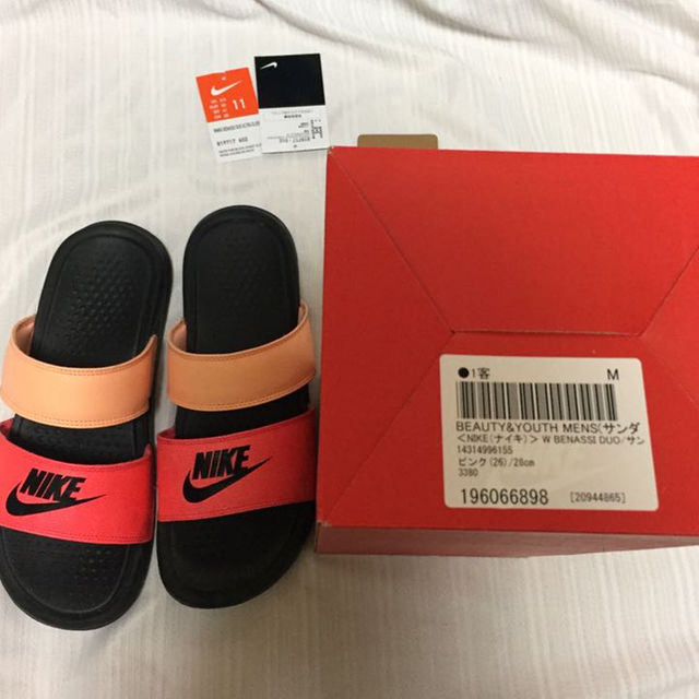 NIKE(ナイキ)のナイキ べナッシ DUO ULTRA SLIDE 28cm WMNS別注べナッシ メンズの靴/シューズ(サンダル)の商品写真