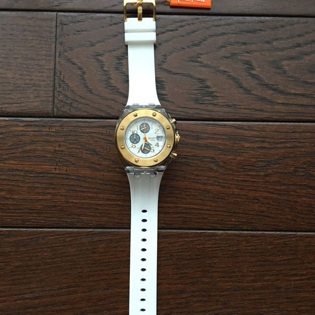 Folli Follie(フォリフォリ)の新品 フォリフォリ腕時計 レディースのファッション小物(腕時計)の商品写真