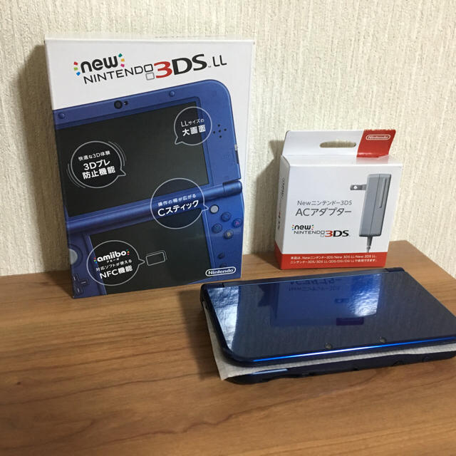 任天堂(ニンテンドウ)の任天堂 new 3DS LL メタリックブルー エンタメ/ホビーのゲームソフト/ゲーム機本体(携帯用ゲーム機本体)の商品写真