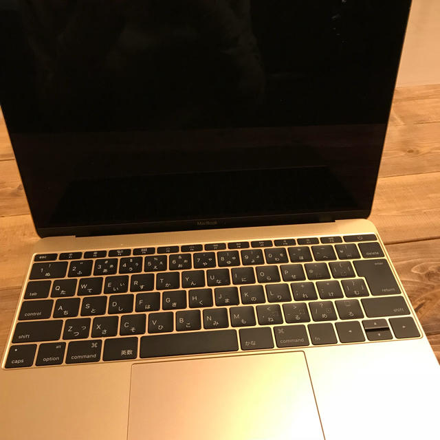 Mac (Apple)(マック)のApple MacBook ゴールド スマホ/家電/カメラのPC/タブレット(ノートPC)の商品写真