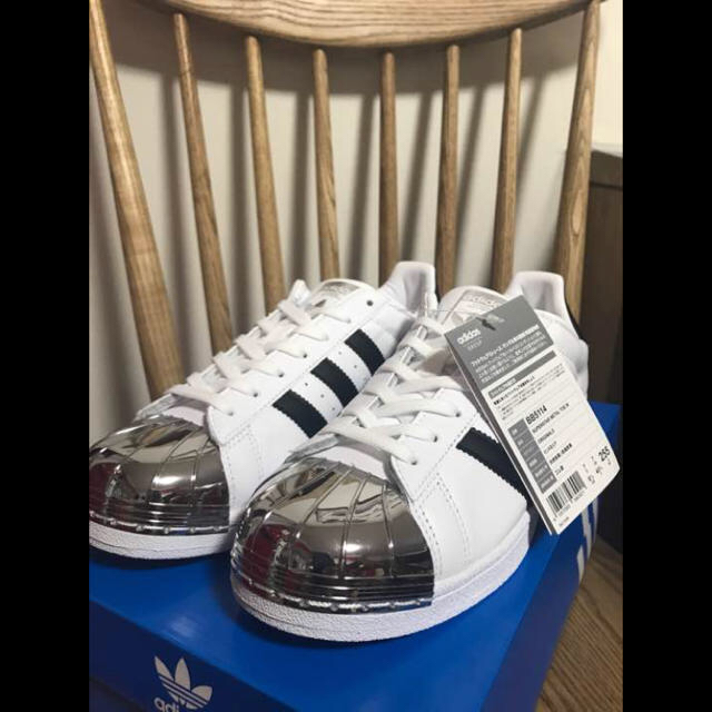 adidas(アディダス)の★新品★アディダス★スーパースター★メタル★25.5 メンズの靴/シューズ(スニーカー)の商品写真