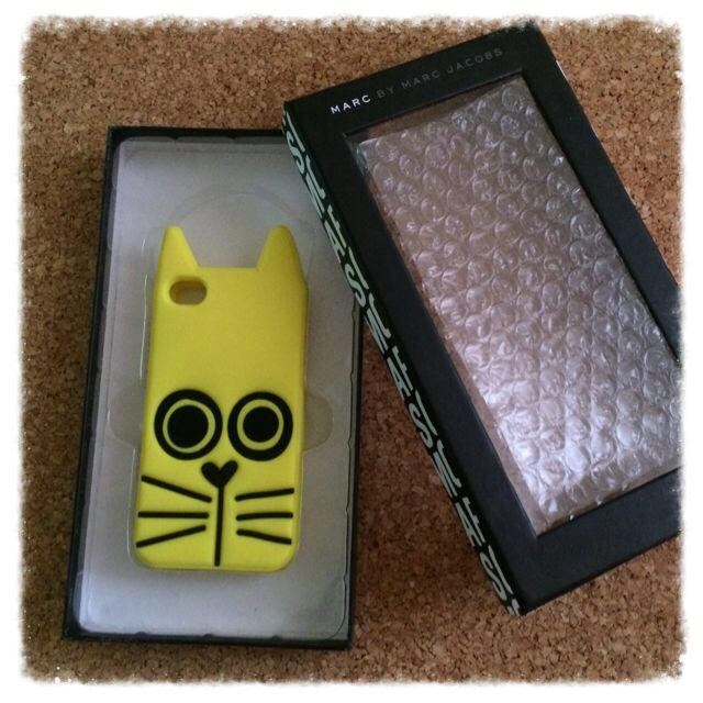 MARC BY MARC JACOBS(マークバイマークジェイコブス)のiPhone4/4sケース☆MBMJ スマホ/家電/カメラのスマホアクセサリー(モバイルケース/カバー)の商品写真