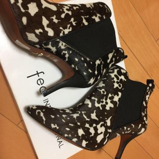 ジミーチュウ(JIMMY CHOO)のご専用となります。再値下げ‼️新品 高級 ハラコブーティ 美脚 ブーツ(ブーティ)