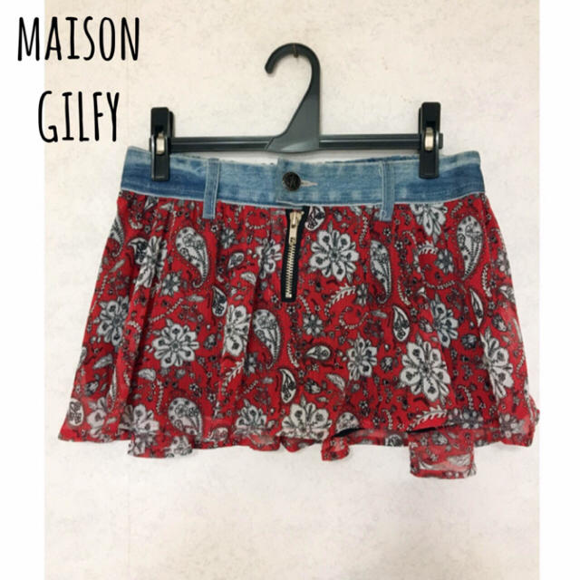 GILFY(ギルフィー)のmaison GILFY／デニム×ペイズリー柄フレアミニスカート〈値下げ中〉 レディースのスカート(ミニスカート)の商品写真