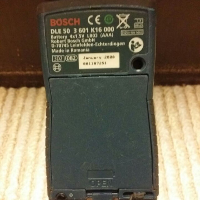 BOSCH(ボッシュ)のBOSHC　DL50プロフェッショナル　デジタルレーザーメーター スポーツ/アウトドアの自転車(工具/メンテナンス)の商品写真