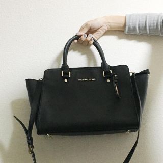 マイケルコース(Michael Kors)のマイケルコース セルマ ブラック(ハンドバッグ)