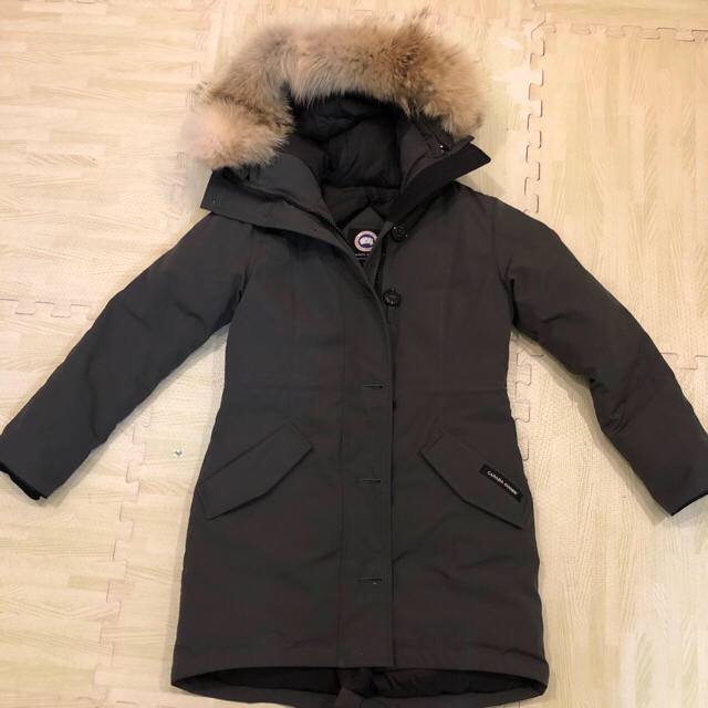 CANADA GOOSE(カナダグース)の【専用】CANADA GOOSE ダウンコート ROSSCLAIR レディースのジャケット/アウター(ダウンコート)の商品写真