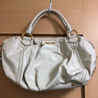 ミュウミュウ(miumiu)の♡ミュウミュウバック♡新品未使用品♡ゴールデンウィーク価格(ハンドバッグ)