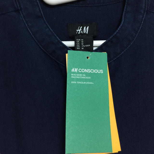 H&M(エイチアンドエム)の【最終値下げ】  H&M:ノーカラーシャツ:デニムブルー メンズのトップス(Tシャツ/カットソー(七分/長袖))の商品写真