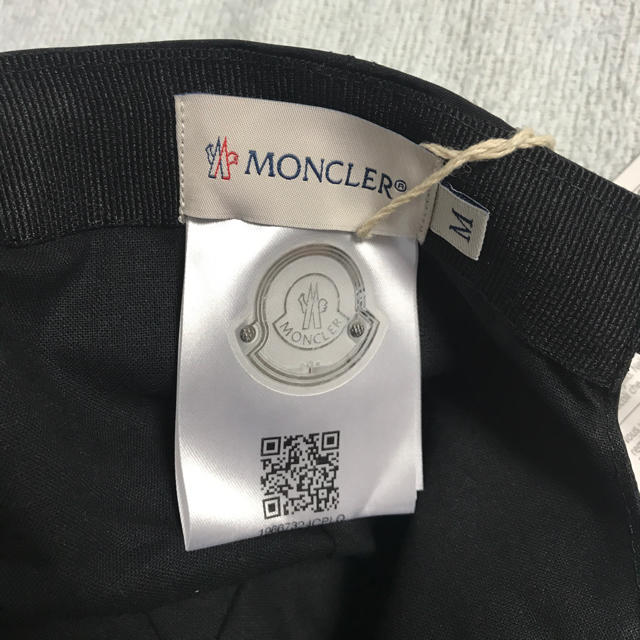 MONCLER(モンクレール)のモンクレール×オフホワイト17ss コラボキャップ Mサイズ メンズの帽子(キャップ)の商品写真