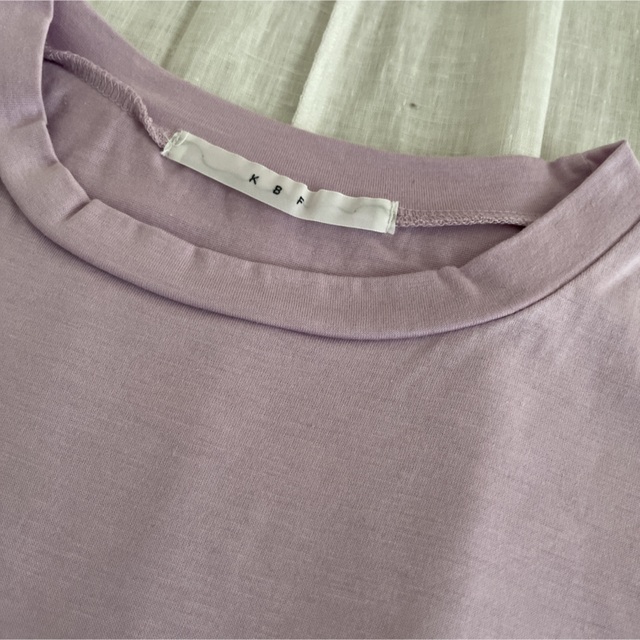 KBF(ケービーエフ)のKBF Ｔシャツ レディースのトップス(Tシャツ(半袖/袖なし))の商品写真
