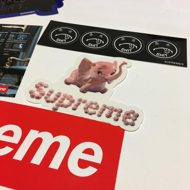 Supreme(シュプリーム)のシュプリーム supreme ステッカー エンタメ/ホビーのコレクション(ノベルティグッズ)の商品写真