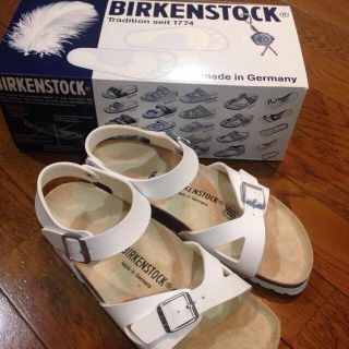 ビルケンシュトック(BIRKENSTOCK)の新品！ビルケンシュトック リオ(サンダル)