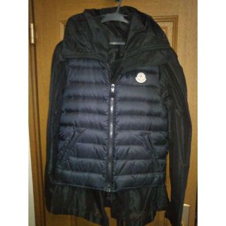 モンクレール(MONCLER)のモンクレール　リバーシブルコート　ＳＡＨＡ(ナイロンジャケット)