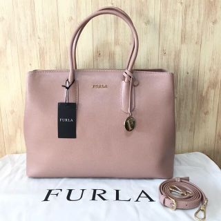 フルラ(Furla)の新入荷‼︎ フルラ TESSA ピンク DAISY サッビア ショルダーバッグ (ショルダーバッグ)