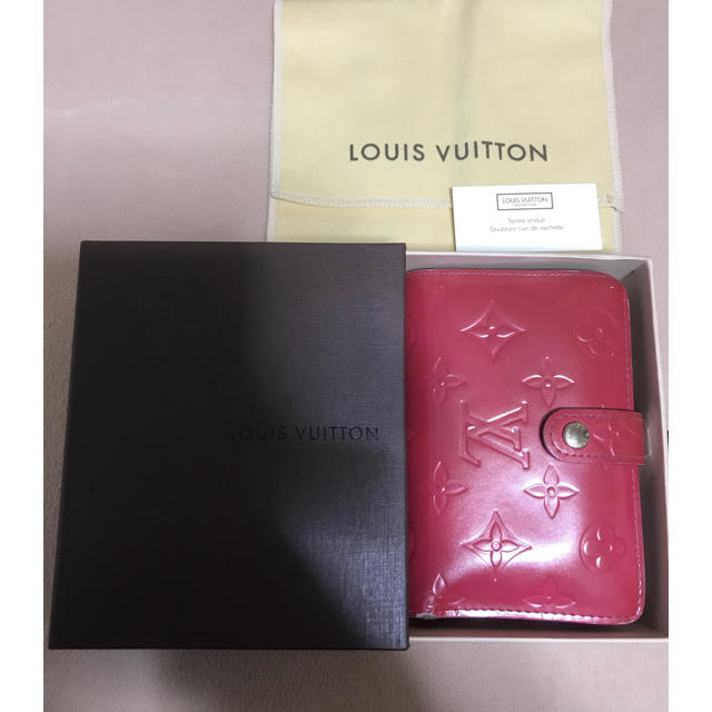 LOUIS VUITTON(ルイヴィトン)の最終値下げLOUIS VUITTONヴェルニ 二つ折りがま口財布 レディースのファッション小物(財布)の商品写真