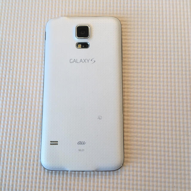 SAMSUNG(サムスン)のGalaxy s5（SCL23） スマホ/家電/カメラのスマートフォン/携帯電話(スマートフォン本体)の商品写真