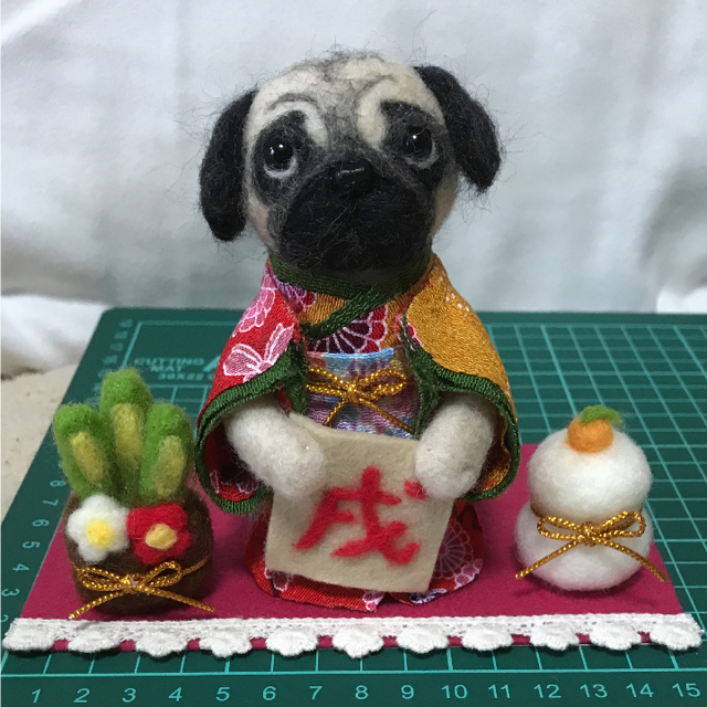 羊毛フェルト  犬  パグさんのお正月  ハンドメイド  戌年