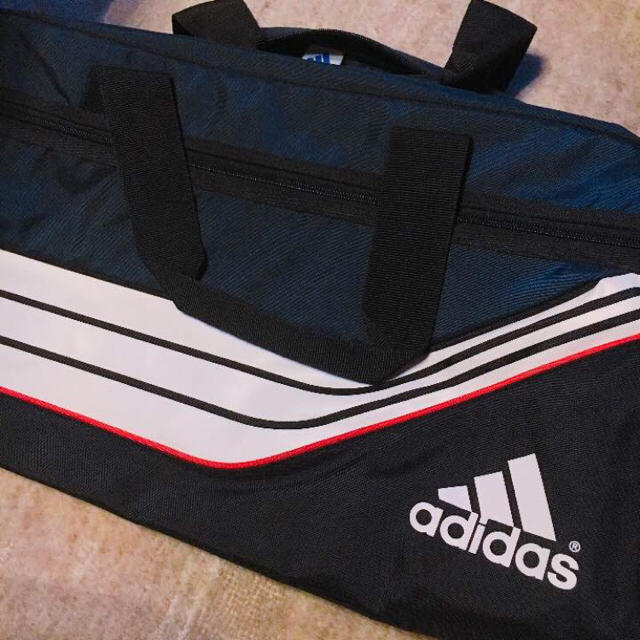 adidas(アディダス)のアディダス ボストンバッグ 旅行鞄 レディースのバッグ(ボストンバッグ)の商品写真