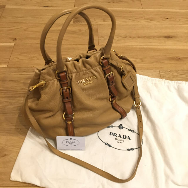 PRADA プラダ　レザー　ショルダーバッグ　カード付き83