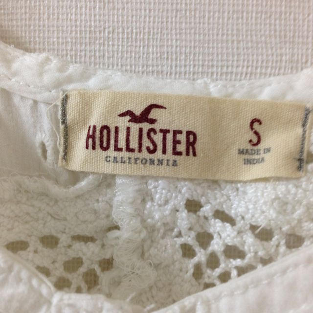 Hollister(ホリスター)のhollister トップス レディースのトップス(Tシャツ(半袖/袖なし))の商品写真