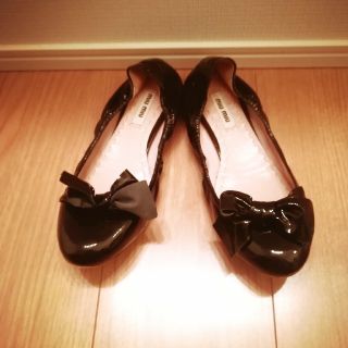 ミュウミュウ(miumiu)のmiumiu♡バレエシューズ(バレエシューズ)