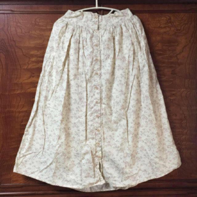 Crisp(クリスプ)の花柄ロングスカート レディースのスカート(ロングスカート)の商品写真
