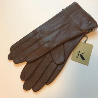 クリツィア(KRIZIA)の新品未使用❣️KRIZIA（クリツィア）こげ茶羊革 革手袋❣️(手袋)