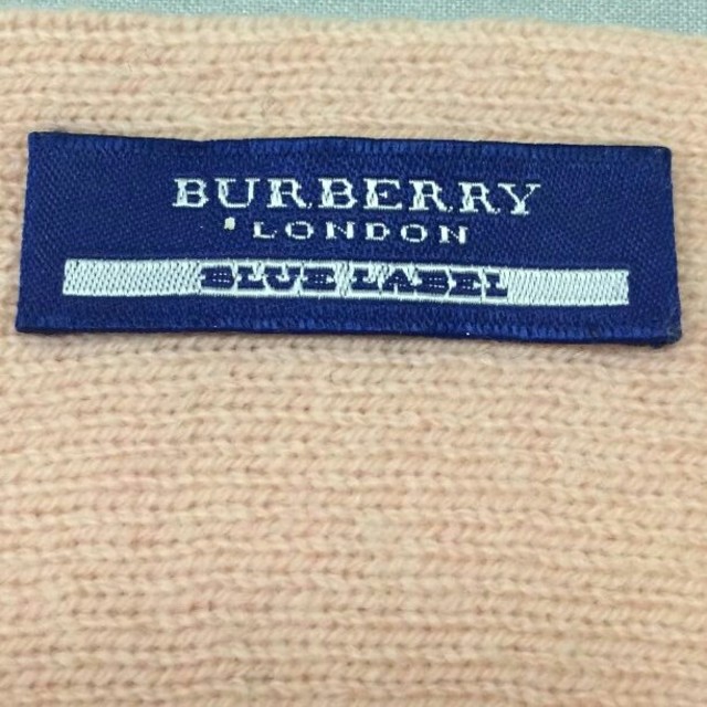 BURBERRY BLUE LABEL(バーバリーブルーレーベル)のピンク ロングマフラー バーバリー  カシミア  ストール レディースのファッション小物(マフラー/ショール)の商品写真