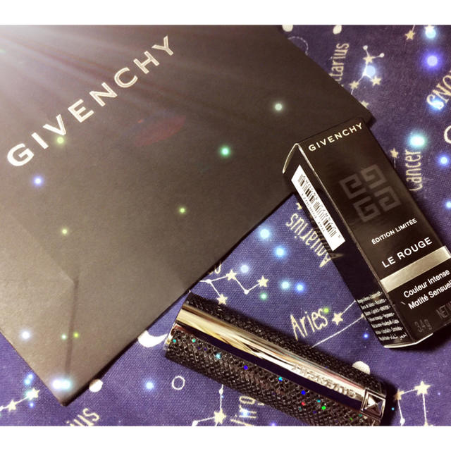 GIVENCHY(ジバンシィ)のジバンシイ ルージュ リップ（2017限定色328）入手困難【完売品】 コスメ/美容のベースメイク/化粧品(口紅)の商品写真