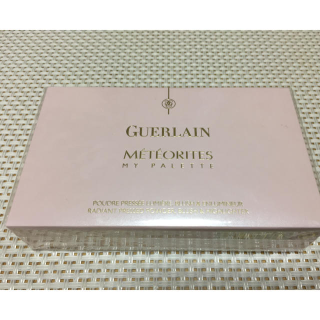 GUERLAIN(ゲラン)のゲラン 免税店限定パレット 未使用品 コスメ/美容のキット/セット(コフレ/メイクアップセット)の商品写真