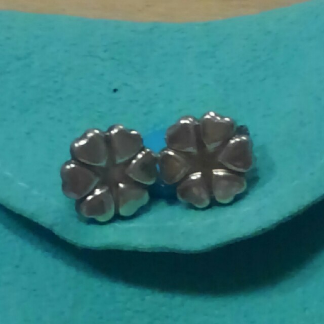 Tiffany & Co. - TIFFANY ハートフラワーシルバーピアスの通販 by