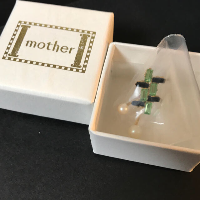 mother(マザー)のmother 新品未使用 片耳売りピアス メンズのアクセサリー(ピアス(片耳用))の商品写真