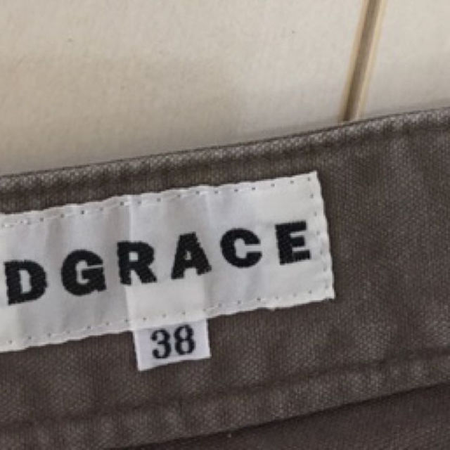 DGRACE(ディグレース)のDGRACE カーキパンツ 38 レディースのパンツ(ワークパンツ/カーゴパンツ)の商品写真