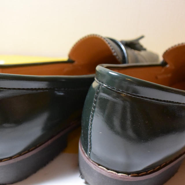 グリーン ローファー 新品 レディースの靴/シューズ(ローファー/革靴)の商品写真