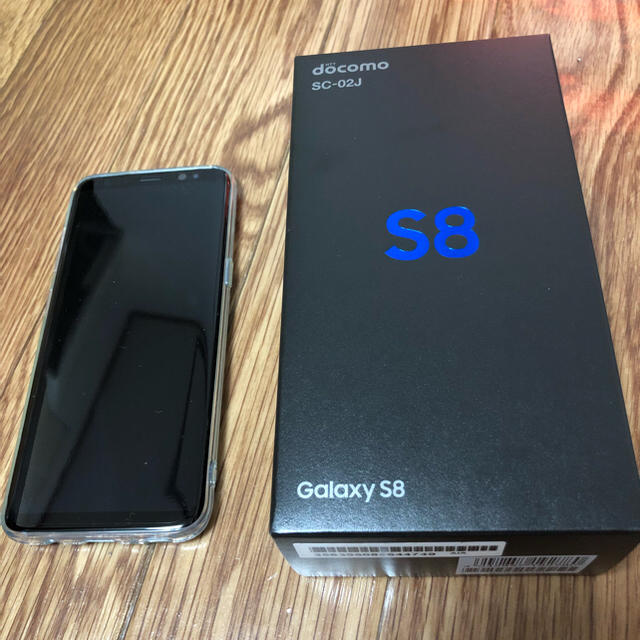 SAMSUNG(サムスン)のGalaxy s8 simフリー  ブルー ほぼ新品 おまけ 保証書 スマホ/家電/カメラのスマートフォン/携帯電話(スマートフォン本体)の商品写真