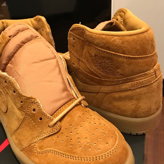 NIKE(ナイキ)の27.5cm JORDAN 1 RETRO HIGH OG Wheat 新品 メンズの靴/シューズ(スニーカー)の商品写真