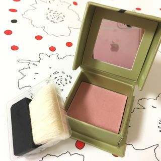 ベネフィット(Benefit)のベネフィット ミニ 未使用 コーラル(チーク)