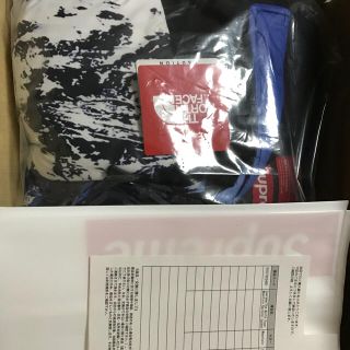 シュプリーム(Supreme)のsupreme  north Face Baltoro mountain s (ダウンジャケット)