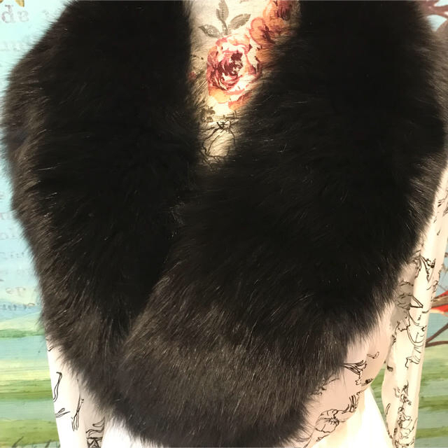 Sybilla(シビラ)のシビラ ラビットファ ティペット レディースのジャケット/アウター(毛皮/ファーコート)の商品写真