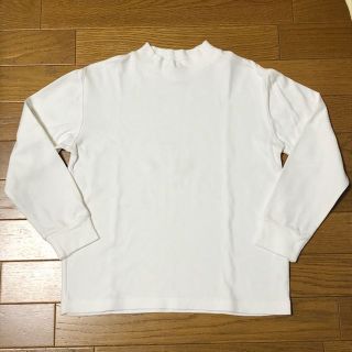 ジーユー(GU)の美品♪ タートルシャツ(白) 130 ♪(Tシャツ/カットソー)