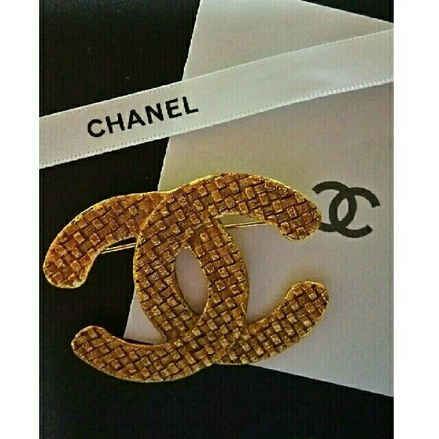 CHANEL(シャネル)のCHANEL シャネル ブローチ  ヴィンテージ   レア    レディースのアクセサリー(ブローチ/コサージュ)の商品写真