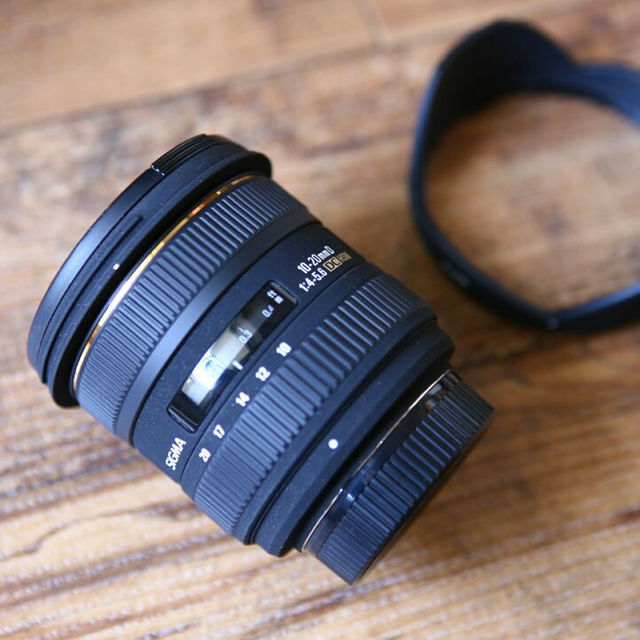 SIGMA(シグマ)のシグマ 超広角ズームレンズ 10-20mm F4-5.6 HSM ニコン用 スマホ/家電/カメラのカメラ(その他)の商品写真