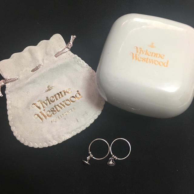 Vivienne Westwood(ヴィヴィアンウエストウッド)のviviennewestwood  指輪 二連 レディースのアクセサリー(リング(指輪))の商品写真